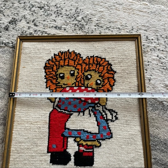Needlepoint Raggedy Ann and Andy wall hanging - Picture 7 of 14